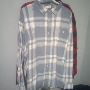 Aeropostale Gray and White Plaid Button Down Shirt